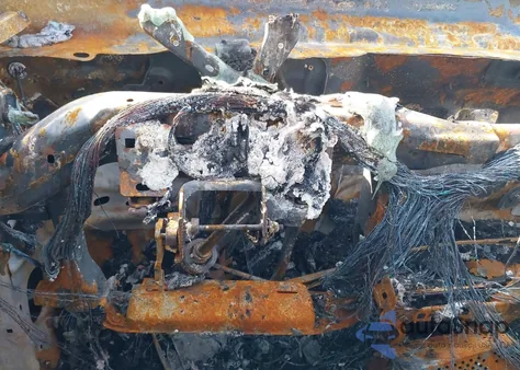 2024 Ford Escape Active z USA, uszkodzony, nr VIN 1FMCU9GN7RUB56383